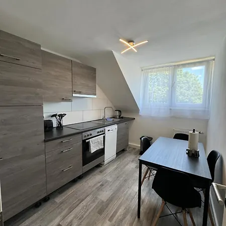 Ferienwohnung Monteurwohnung 2- Zimmer Fur 4 Gaste * Essen