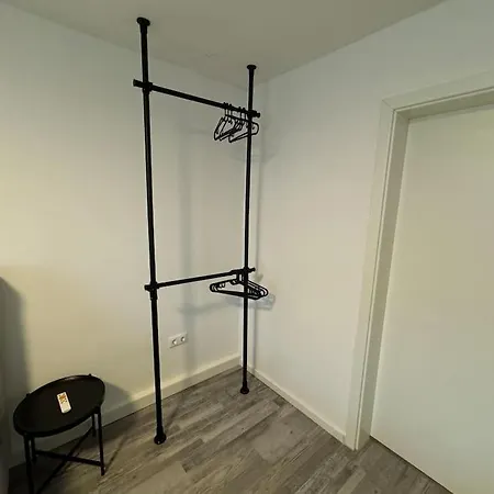 Ferienwohnung Monteurwohnung 2- Zimmer Fur 4 Gaste Apartment *