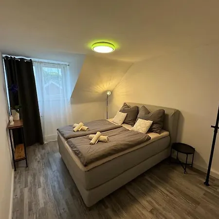 Ferienwohnung Monteurwohnung 2- Zimmer Fur 4 Gaste Apartment