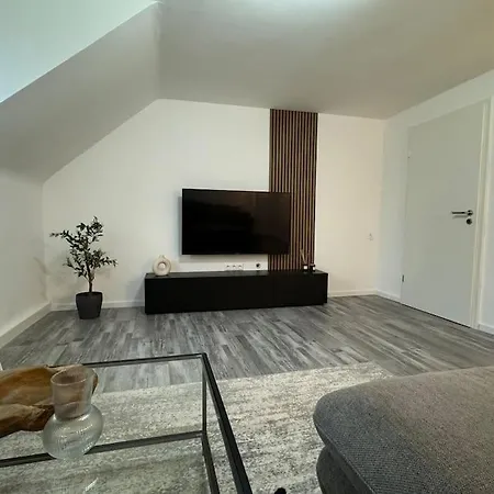 Ferienwohnung Monteurwohnung 2- Zimmer Fur 4 Gaste Essen