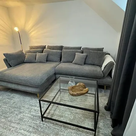 Ferienwohnung Monteurwohnung 2- Zimmer Fur 4 Gaste Apartment